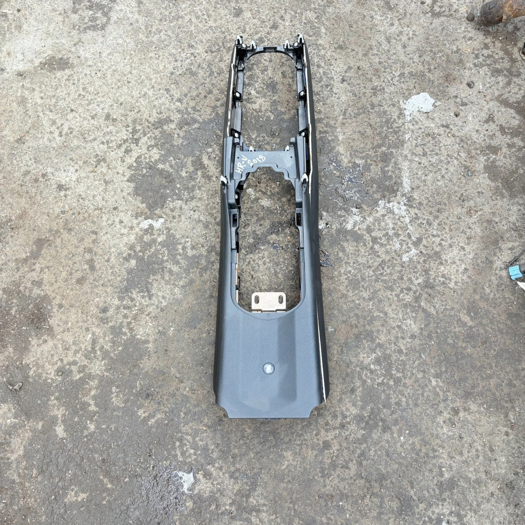 2018 HONDA HR-V FRONT CENTRE CONSOLE TRIM