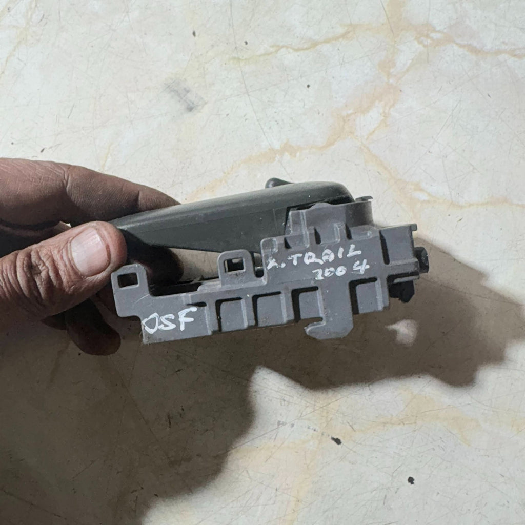 Nissan X-Trail 2001-2007 Right Front Interior Door Handle