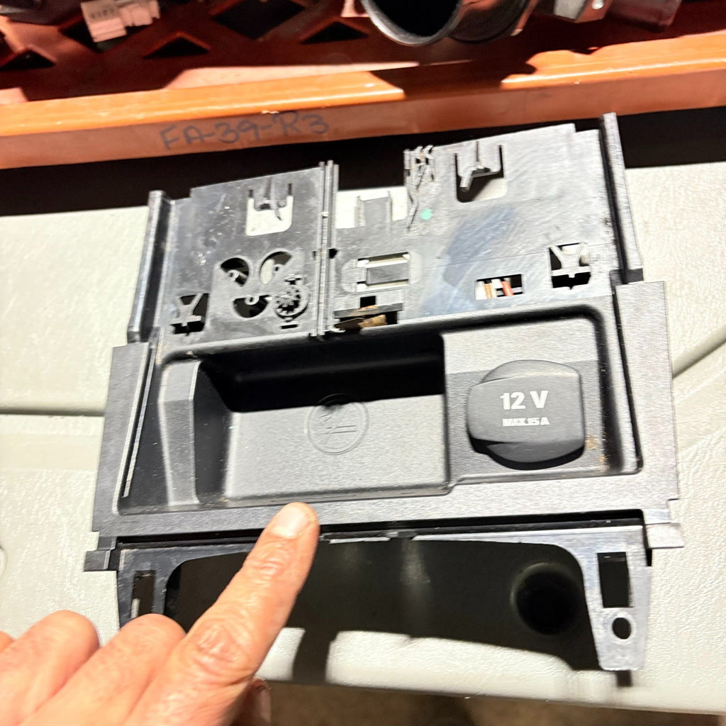 Mercedes C-Class W204 Centre Console Ashtray 12V Socket A2046801350 2007-2014