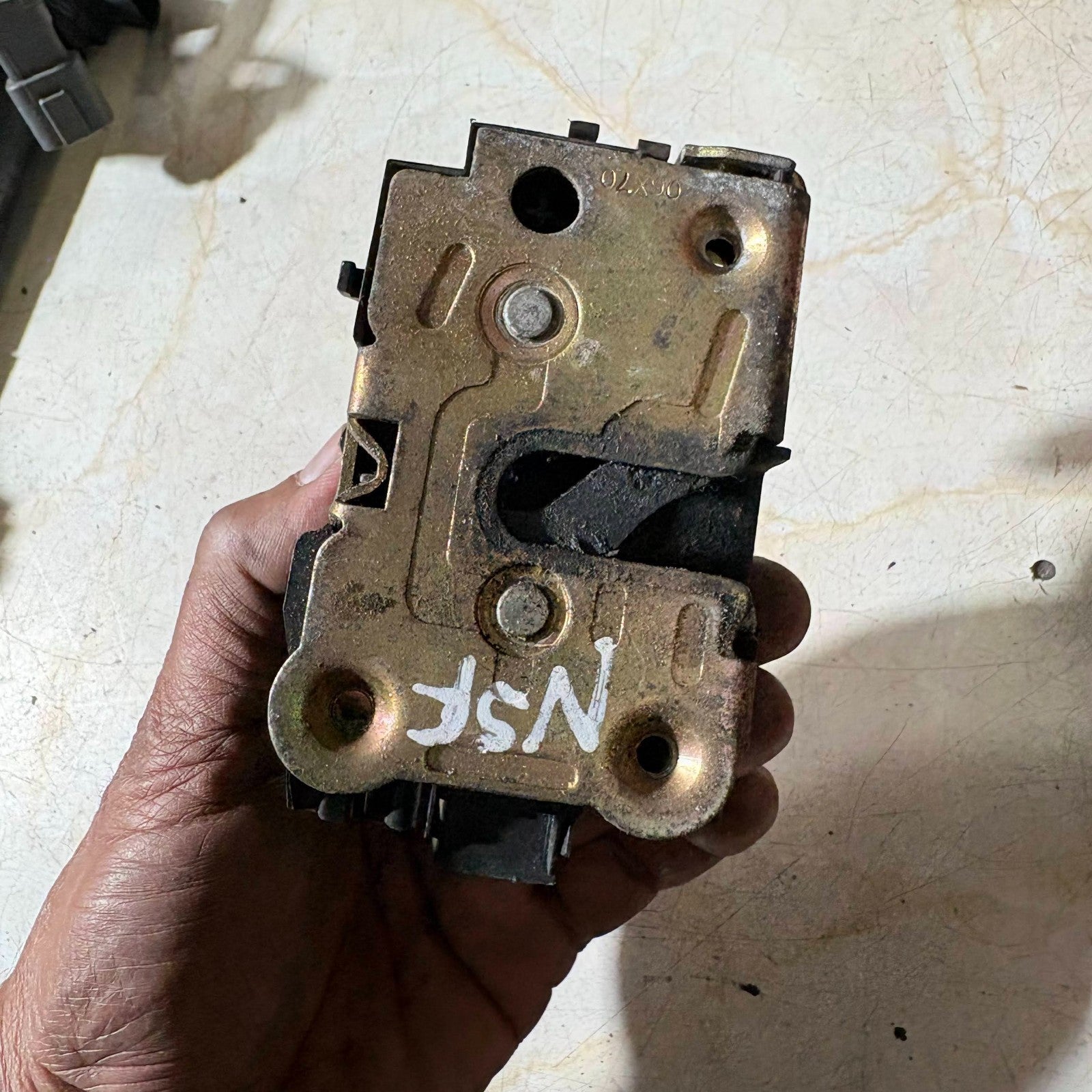 Renault Kangoo 1997–2007 Front Left Passenger Door Lock Latch Mechanism NSF