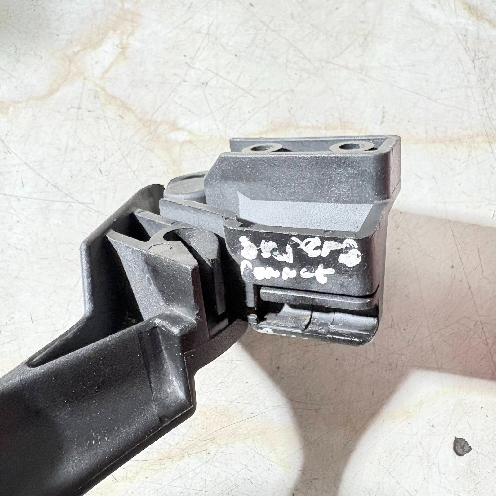 SKODA SUPERB 3T B6 BONNET OPEN RELEASE HANDLE LEVER