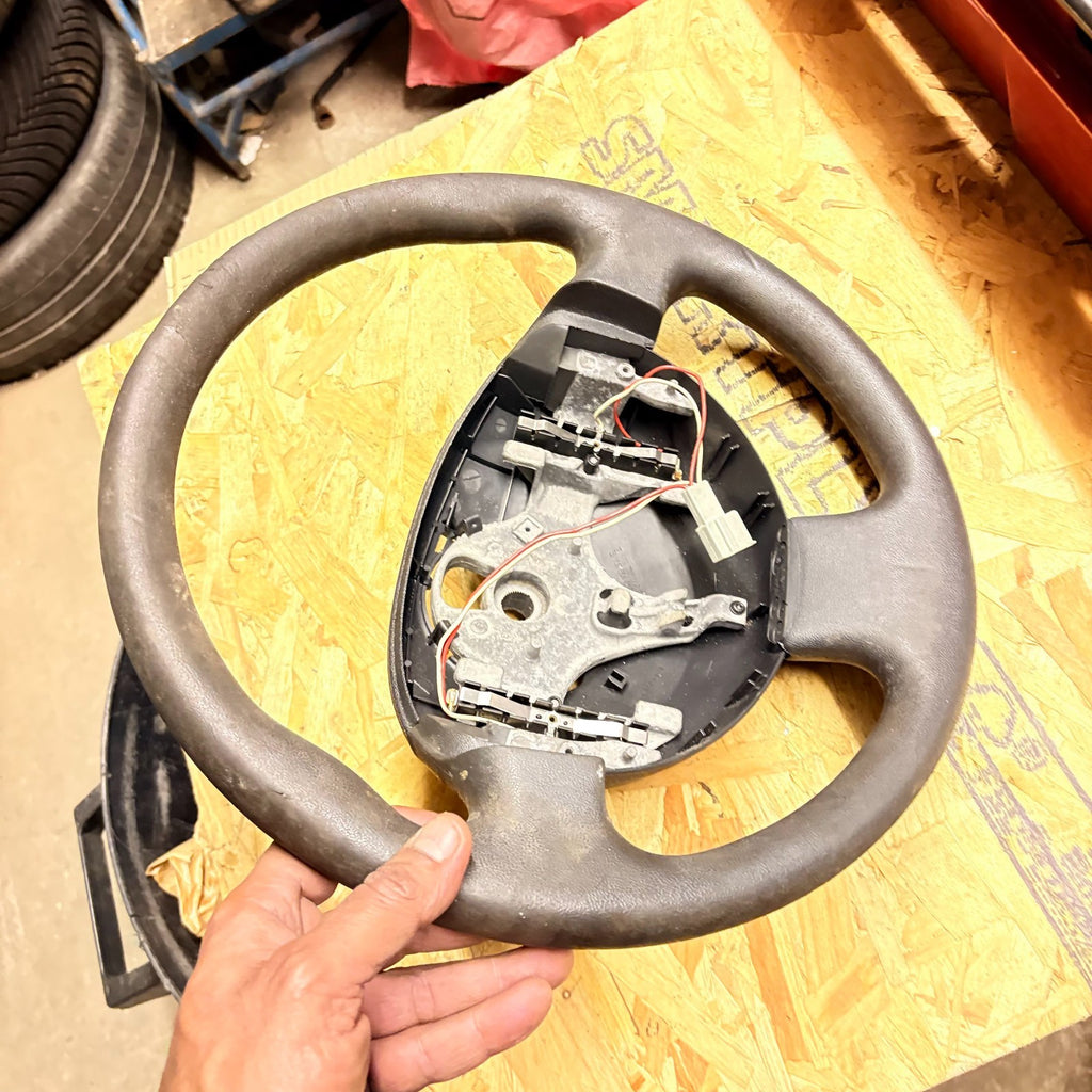 Renault Scenic II/Grand Scenic II X84 Steering Wheel 8200106306E 2003-2009