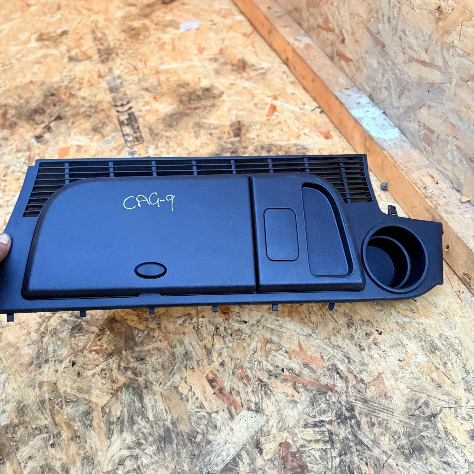 Land Rover Discovery 3 2004-2009 Rear Left Storage Compartment ESJ501010