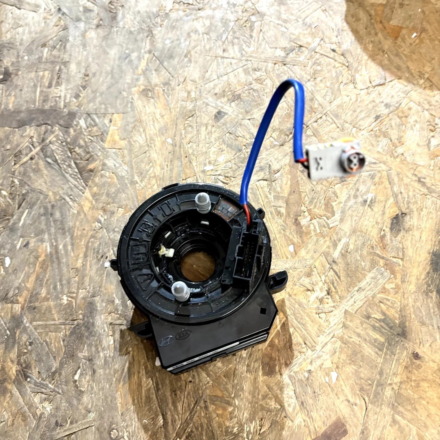 KIA SPORTAGE STEERING WHEEL SLIP RING CLOCK SQUIB 93490F1350