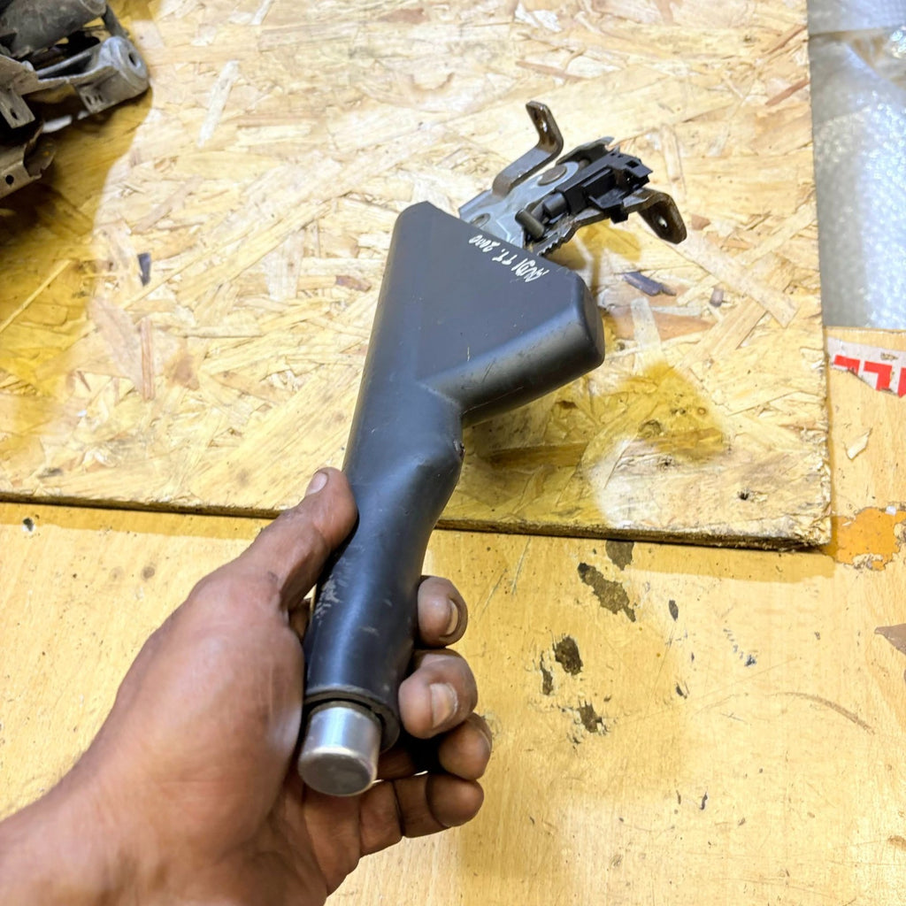 AUDI TT MK1 8N 1998-2006 COUPE HANDBRAKE LEVER & RELEASE BUTTON