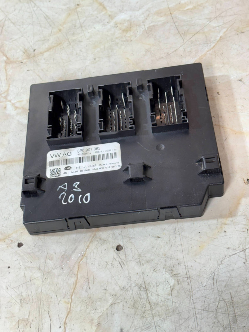AUDI A3 2010 1.9 TDI E SPORT MK2 5DR BODY CONTROL MODULE BCM 8P0907063A