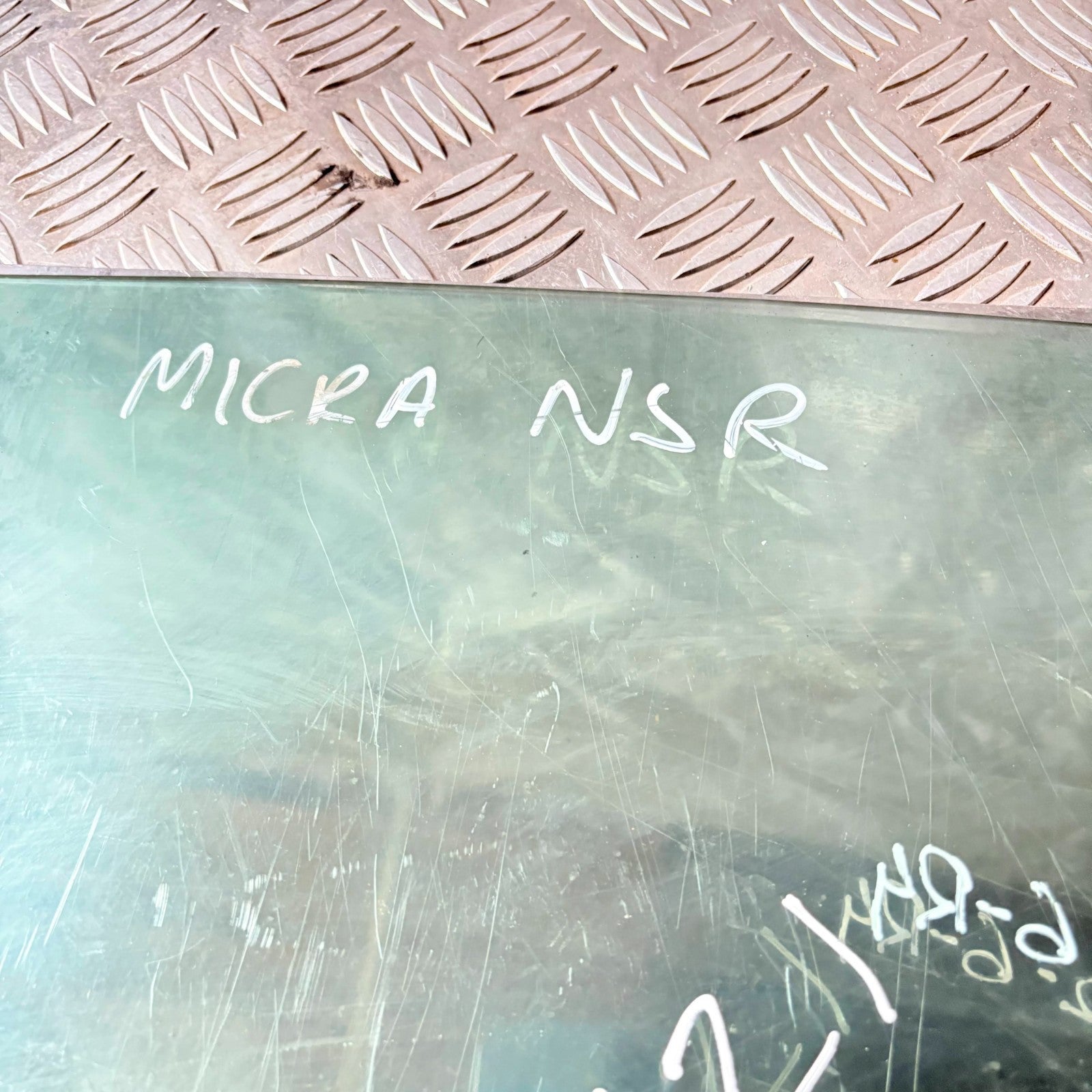 Nissan Micra Left Passenger Nearside Rear Window Glass 43r-001583 K12
