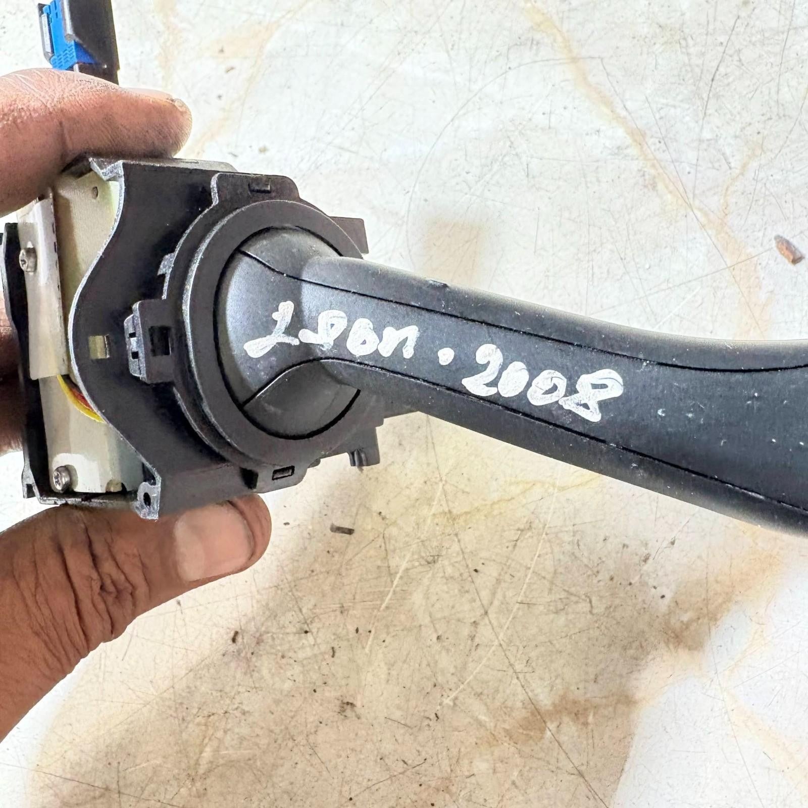 SEAT LEON WINDSHIEL WIPER SWITCH 1KO953519J 2006-2009
