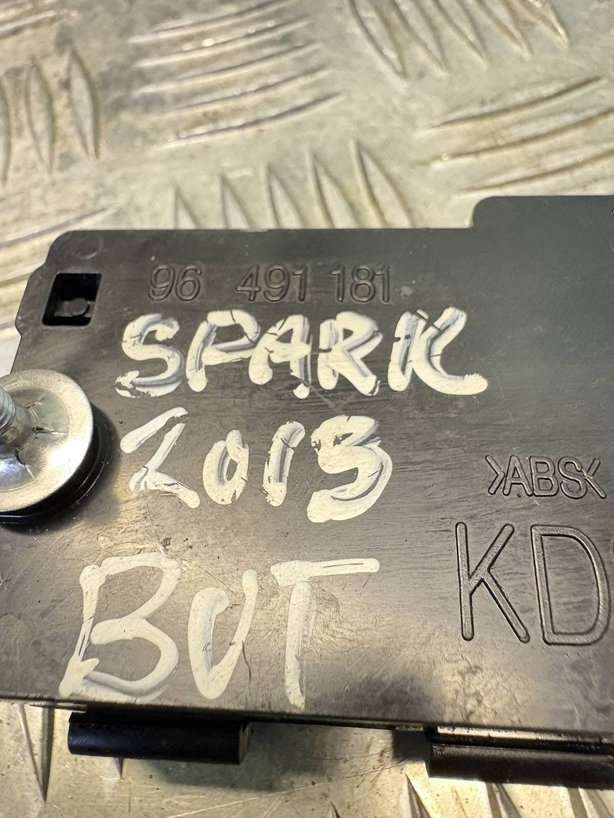 Chevrolet Spark 2013 Bootlid Locking Actuator 96491181