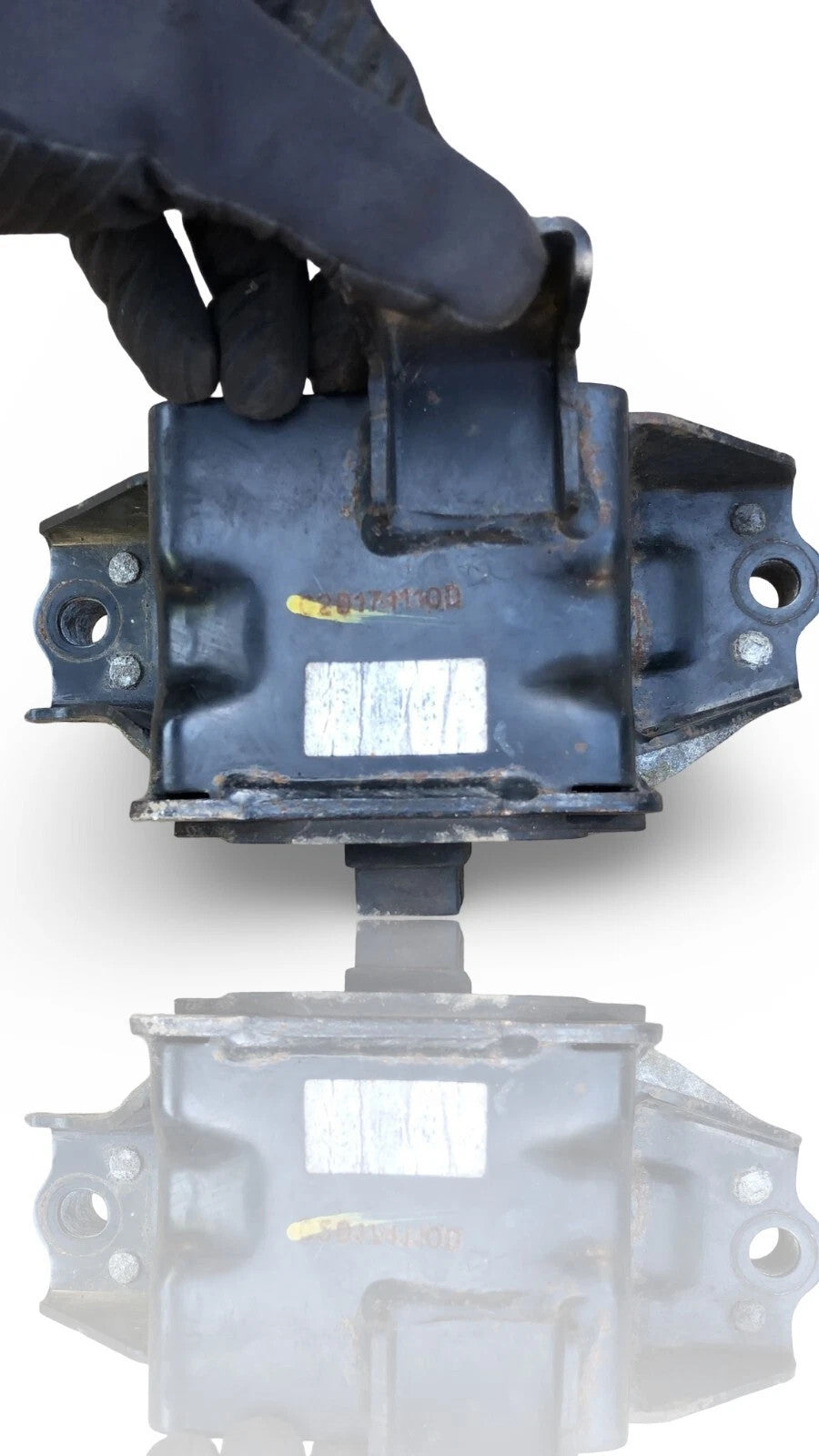 KIA SPORTAGE MK4 QL ENGINE MOUNT 1.7 DIESEL 21834D9100 2016