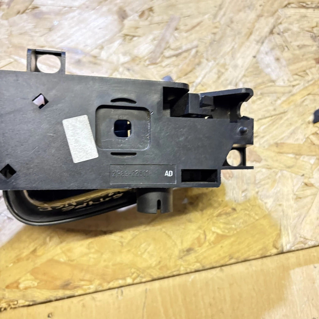 2006 Jaguar S Type X200 Passenger Front Inner Opening Handle 2R83F24995