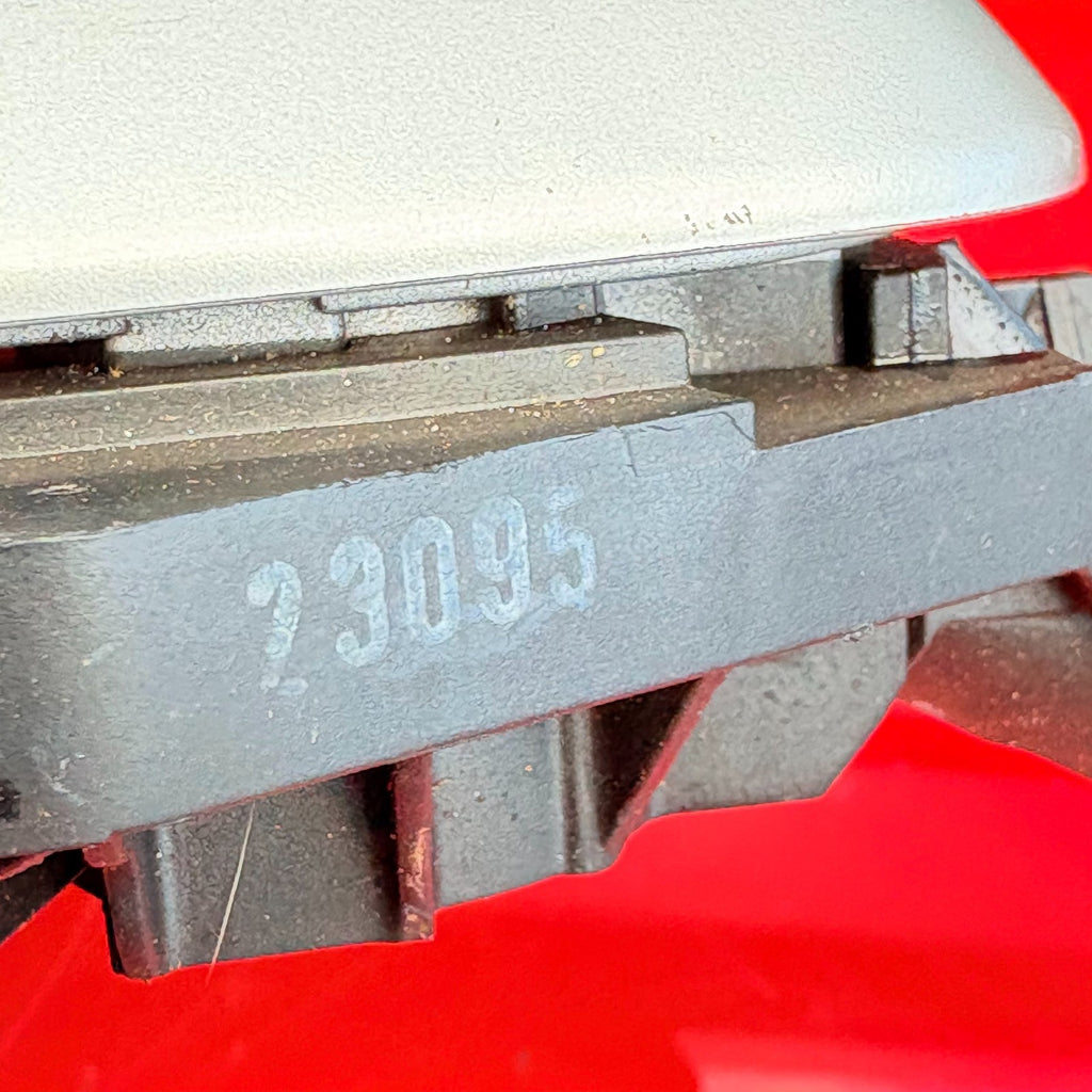30663866 Volvo S40 2004-2007 V50 2005-2007 OSR Rear Right Door Handle