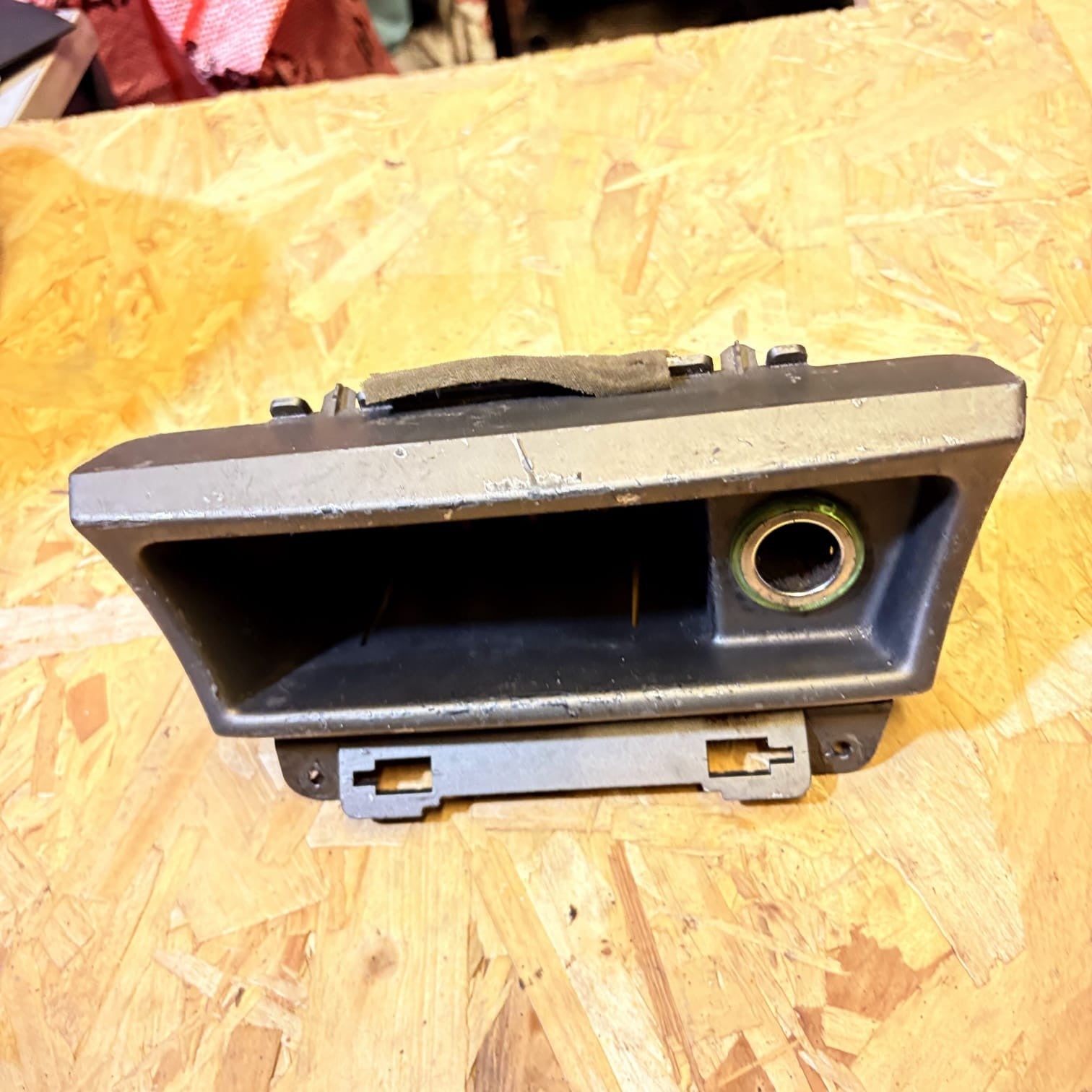 Jaguar X-Type X400 2007-2009 Centre Console Ashtray 12V Socket 4X43F044J53AB