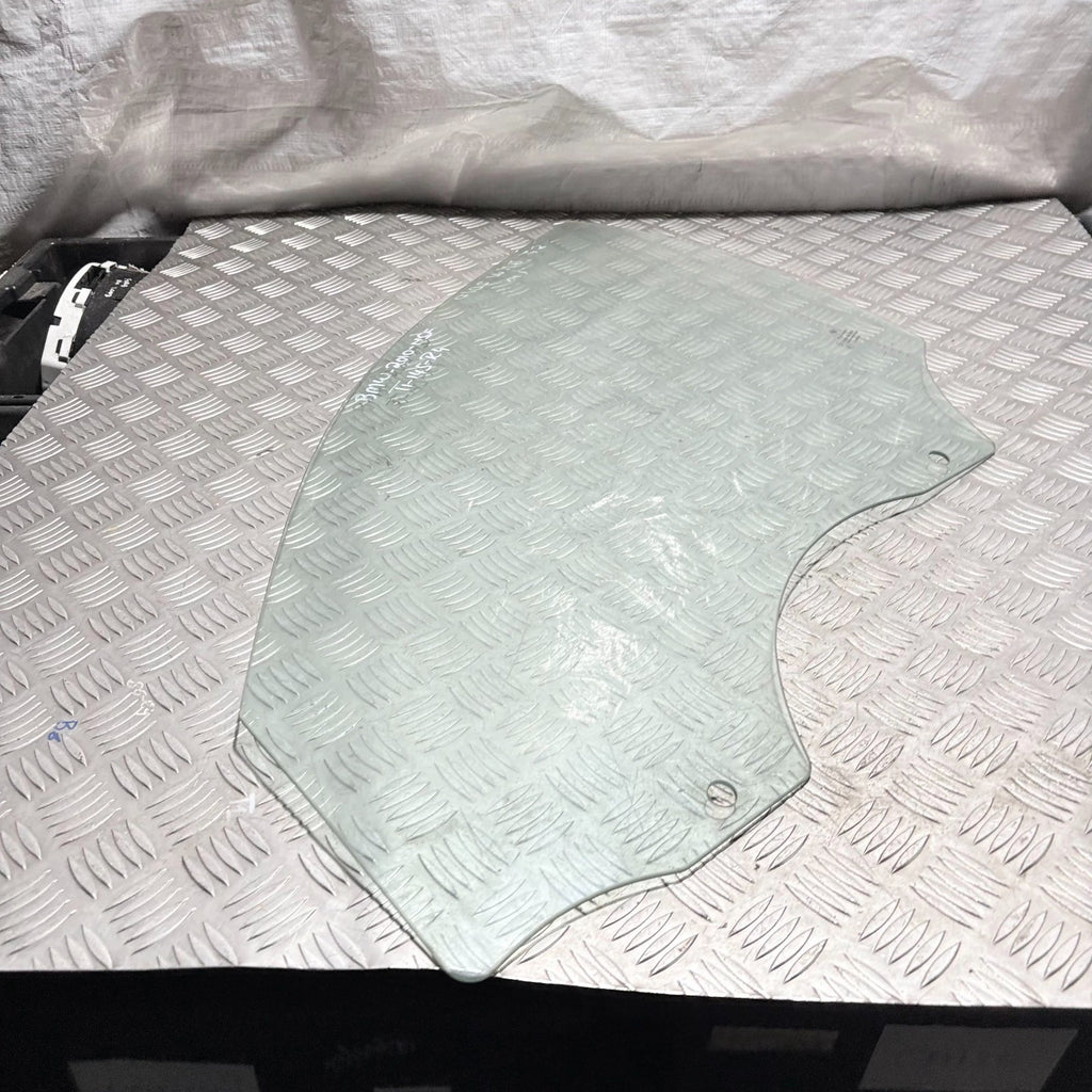 BMW 2010-2013 LEFT PASSENGER SIDE FRONT DOOR GLASS