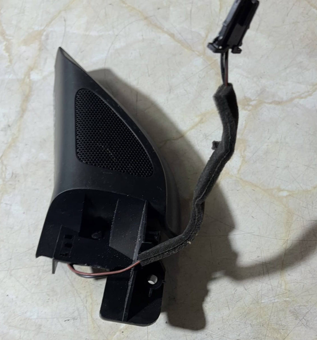 VW Golf MK5 Passengers Front 2010 Door Speaker Tweeter 1K0035411A 1K0837993A NSF