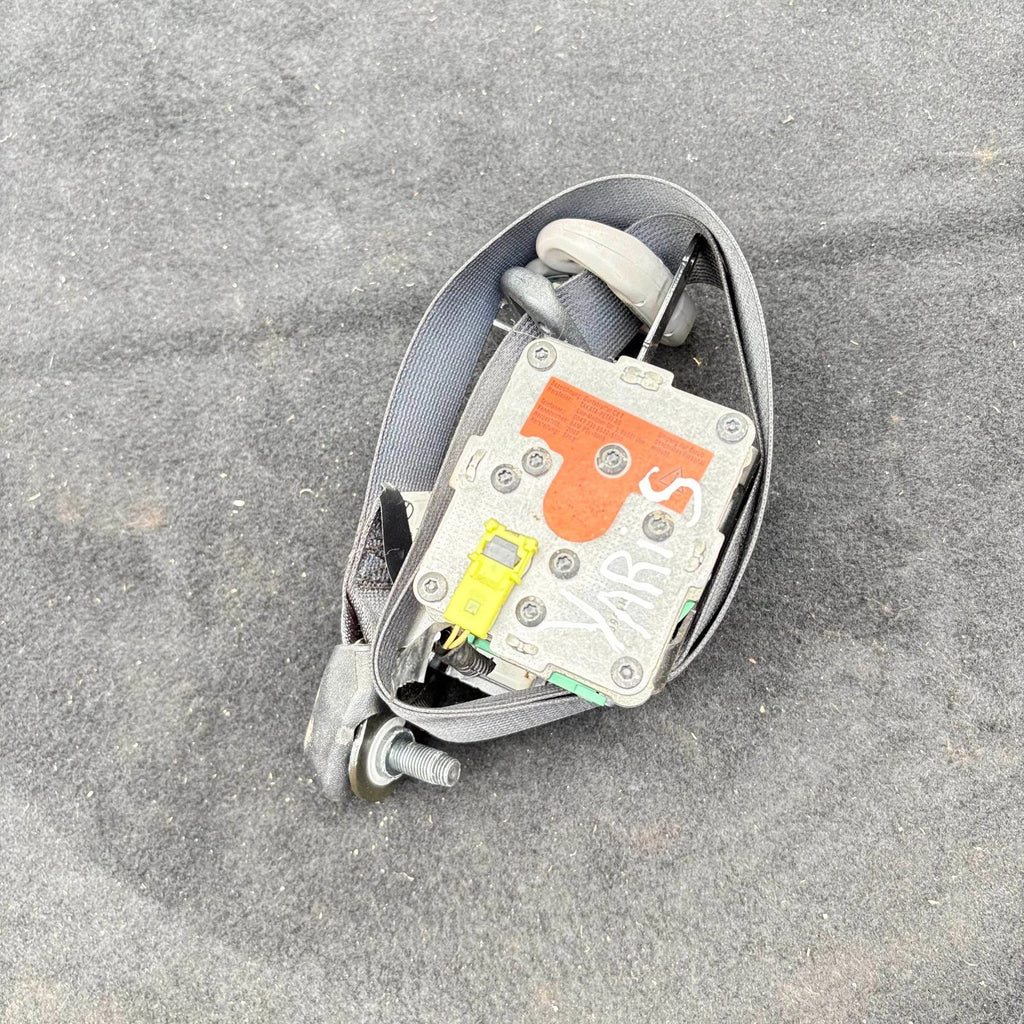 Toyota Yaris MK2 XP90 Front Left Passenger Seat Belt Grey 2005-2011 73220-0D160