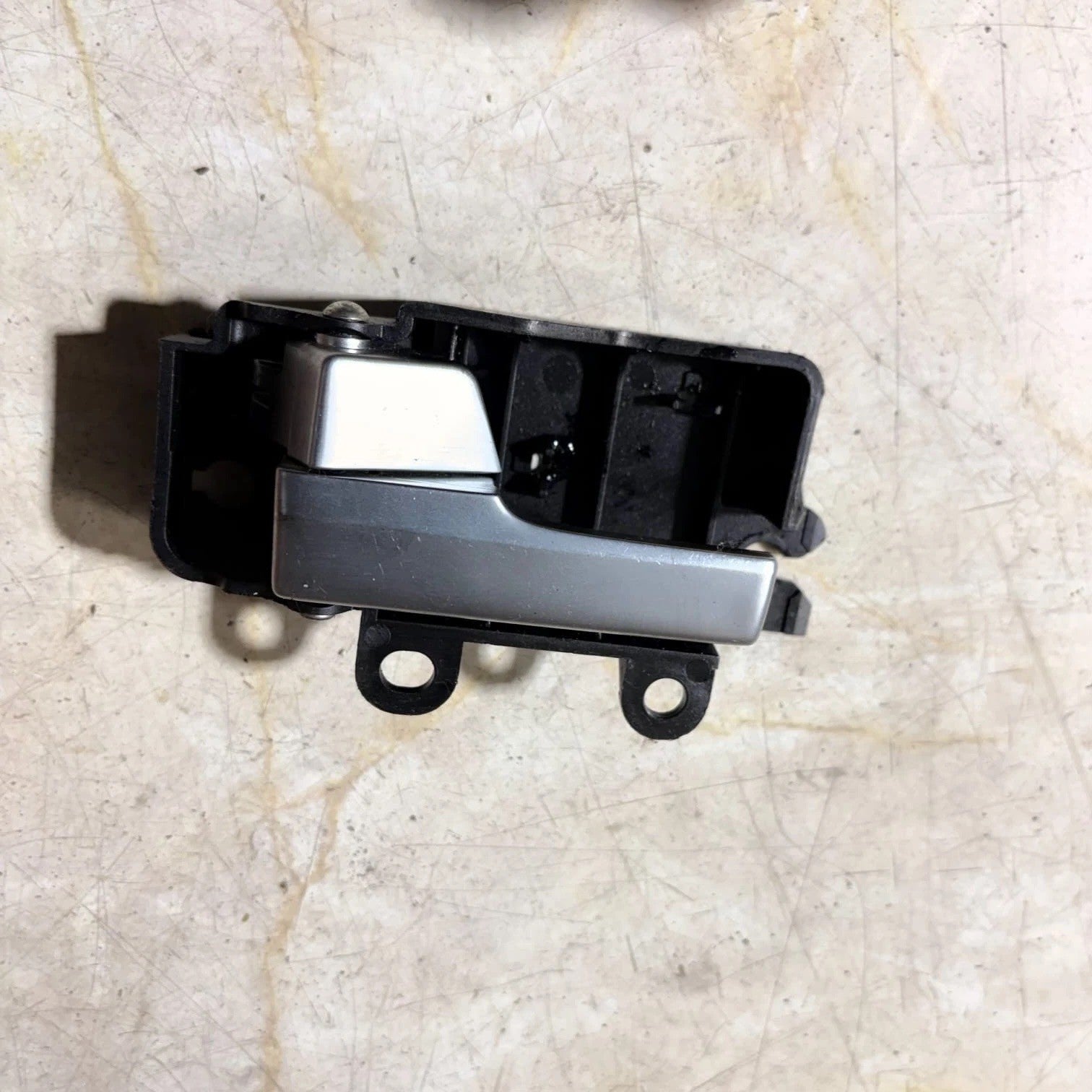 3M51R22601BD Passenger front door handle FORD FOCUS CABRIO(CA5)2.0 3129142 2007