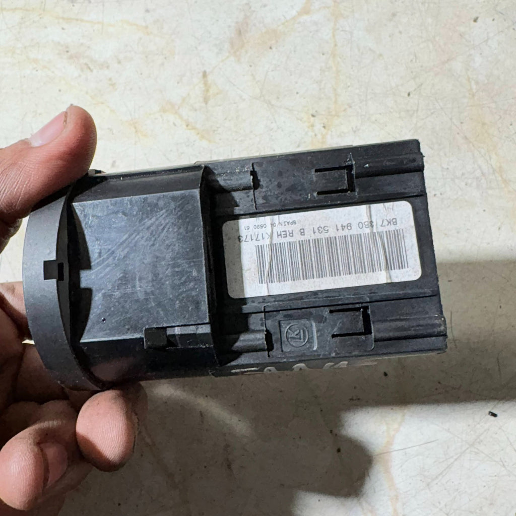 SKODA FABIA 2007-2014 Headlight Switch BK7 3B0 941 531 B