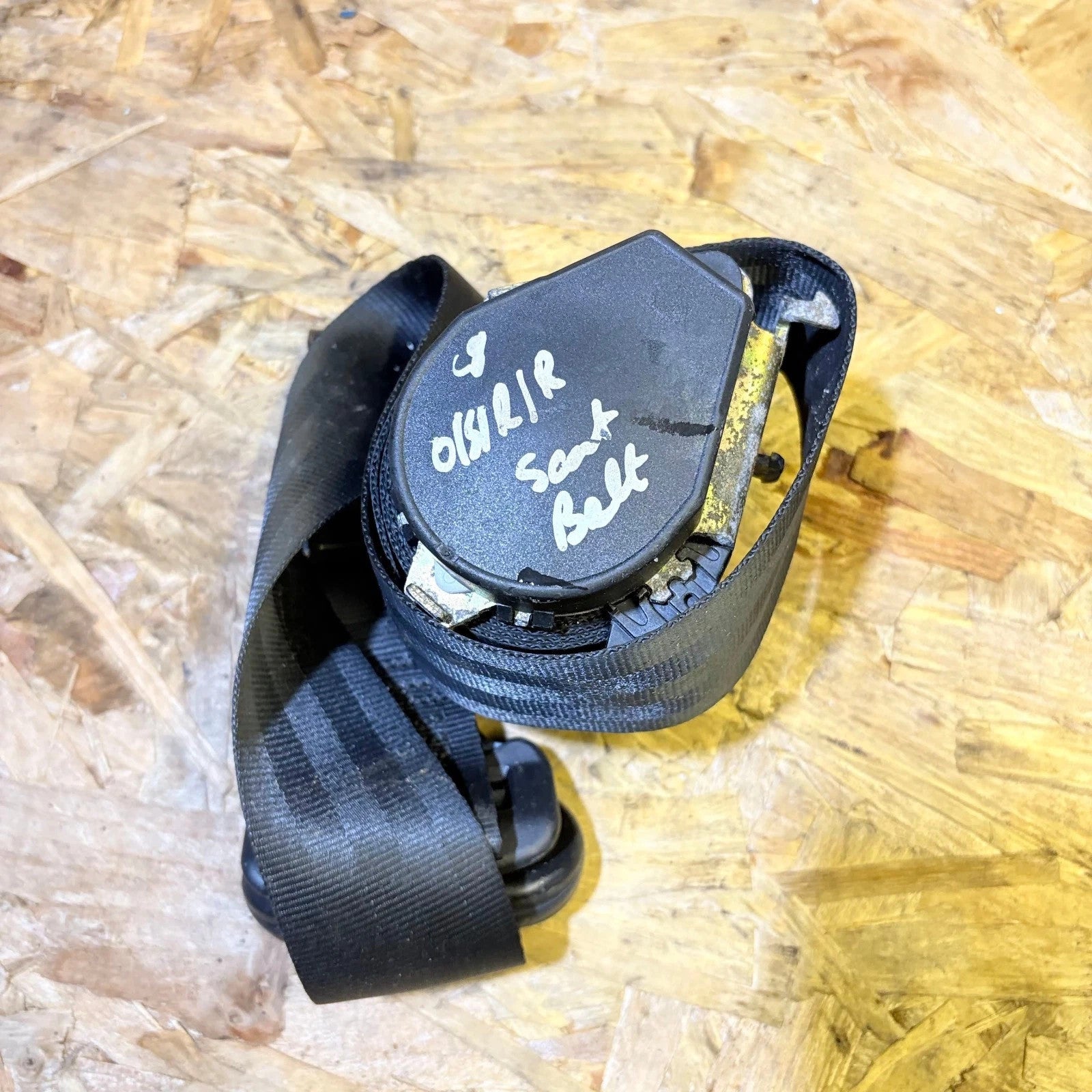 CITROEN C8 PEUGEOT 807 2003 OFFSIDE DRIVER SIDE REAR SEAT BELT 040145