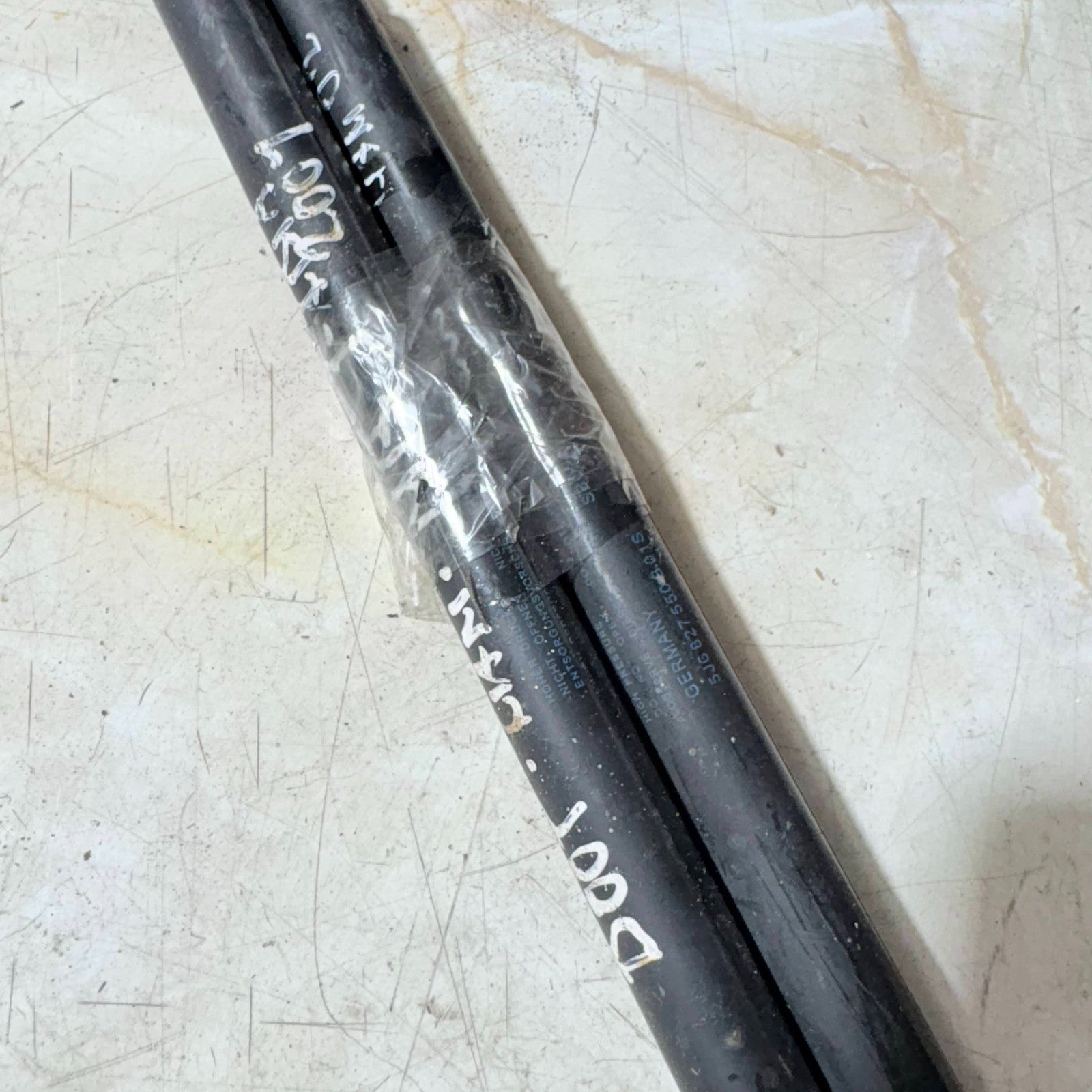 SKODA FABIA 2007-2013 TAILGATE STRUT SHOCK FABIA PAIR 5J6827550