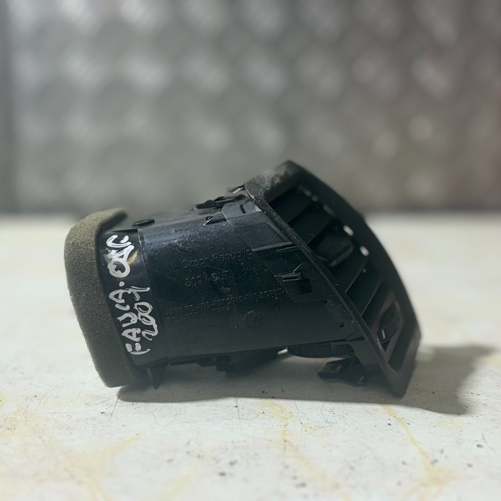 Skoda Fabia Dashboard Air Vent Right Offside Front Driver Side 2007-2015