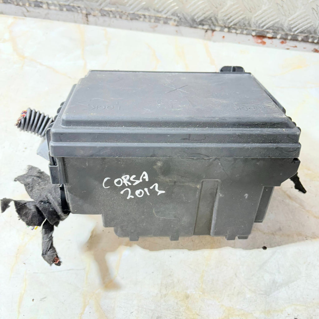 VAUXHALL CORSA D MK3 06-14 1.2 FUSE BOX