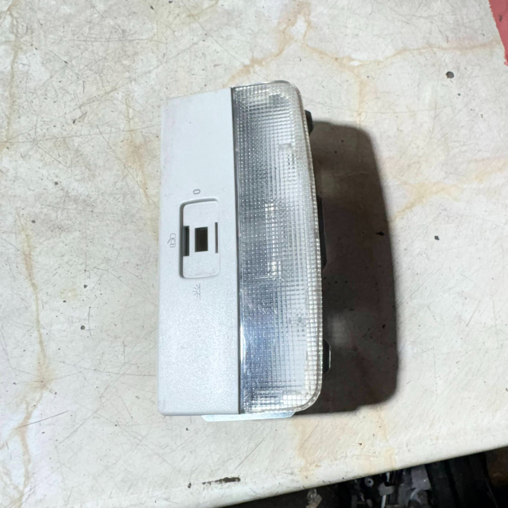 VW Fox 5Z 3 Door 2006-2012 Roof Interior Dome Reading Light Lamp 6Q0947105F