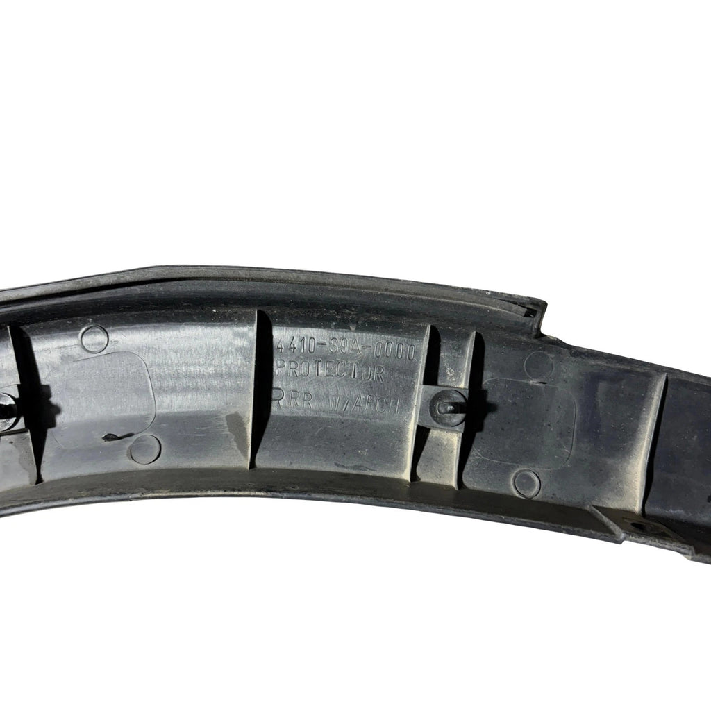 Honda CR-V 2002 - 2006 O/S Drivers Side Rear Arch Trim Plastic 74410-S9A-0000