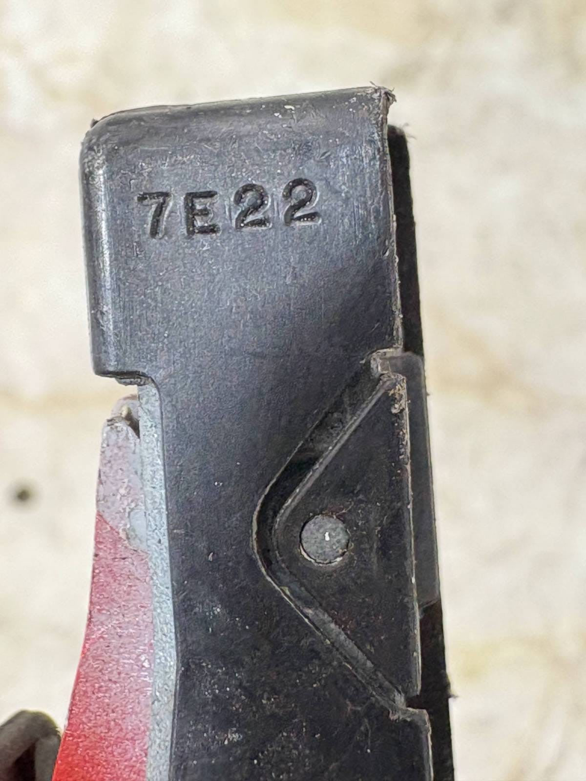 MAZDA 3 2007 OSR DRIVER REAR EXTERNAL DOOR HANDLE CAP 7E22