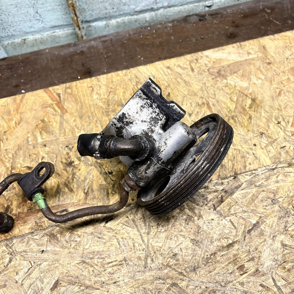 Citroen Xsara Peugeot 306 1.4 KFX TU3JP Power Steering Pump 26049438 9634070580