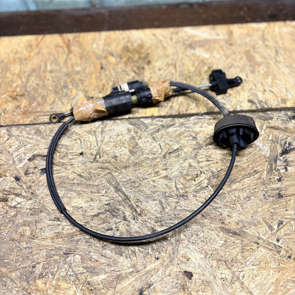 Vauxhall Zafira Tourer C 2.0 CDTi Auto Gear Selector Cable 13366752 2011-2019