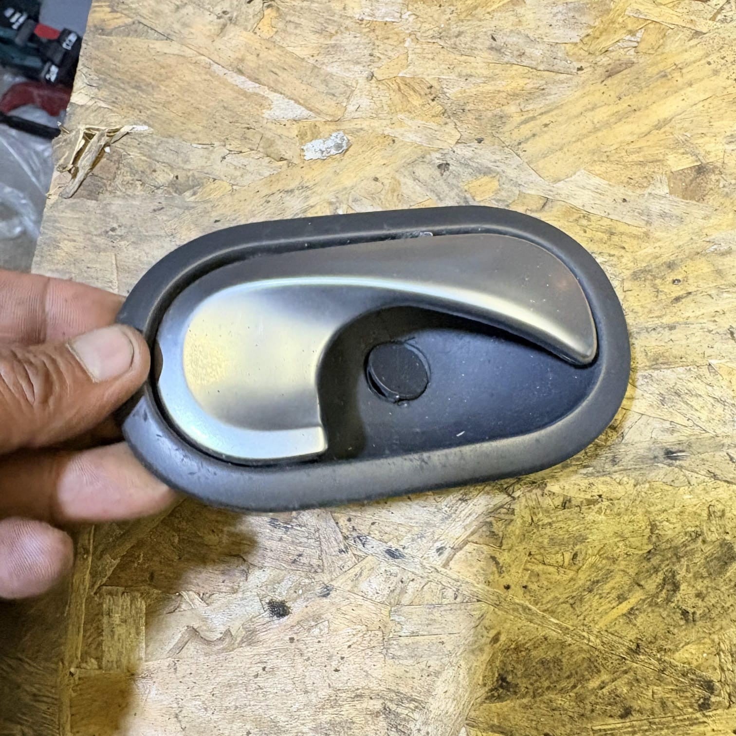 RENAULT MEGANE MK2 2002-2008 DRIVER REAR INTERIOR DOOR HANDLE