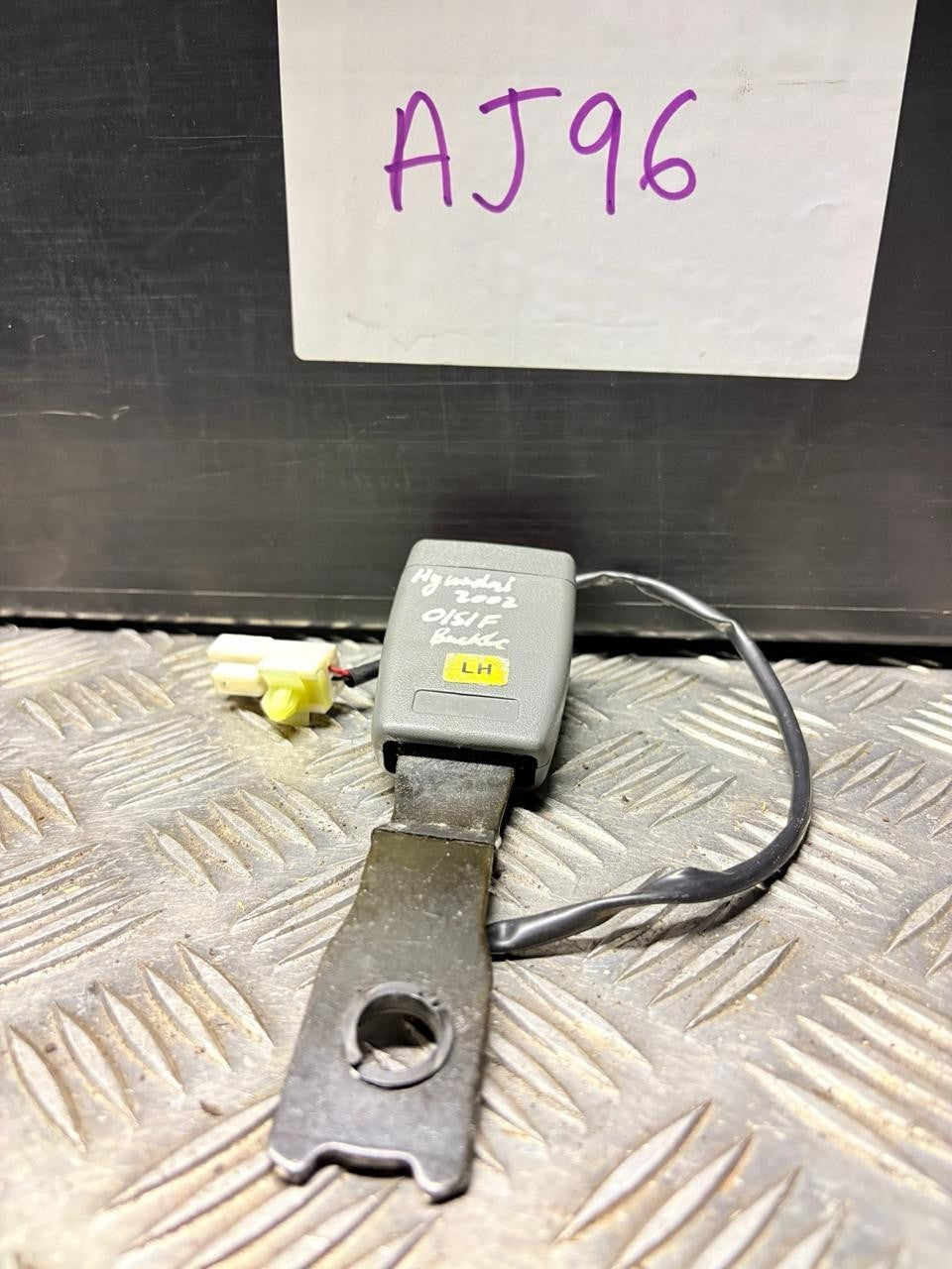 HYUNDAI SANTA FE 2002 BUCKLE BELT OFF SIDE FRONT RIGHT HAND