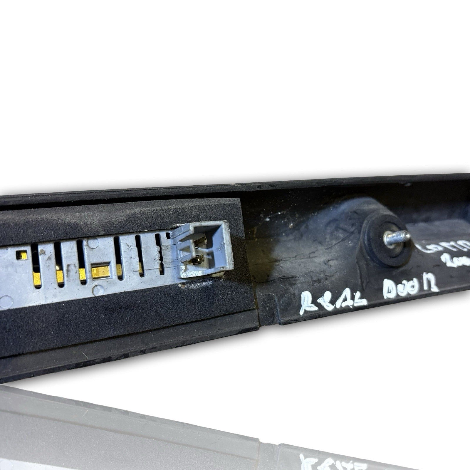VAUXHALL COMBO 2001-2011 REAR NUMBER PLATE LIGHT TRIM STRIP 9228482