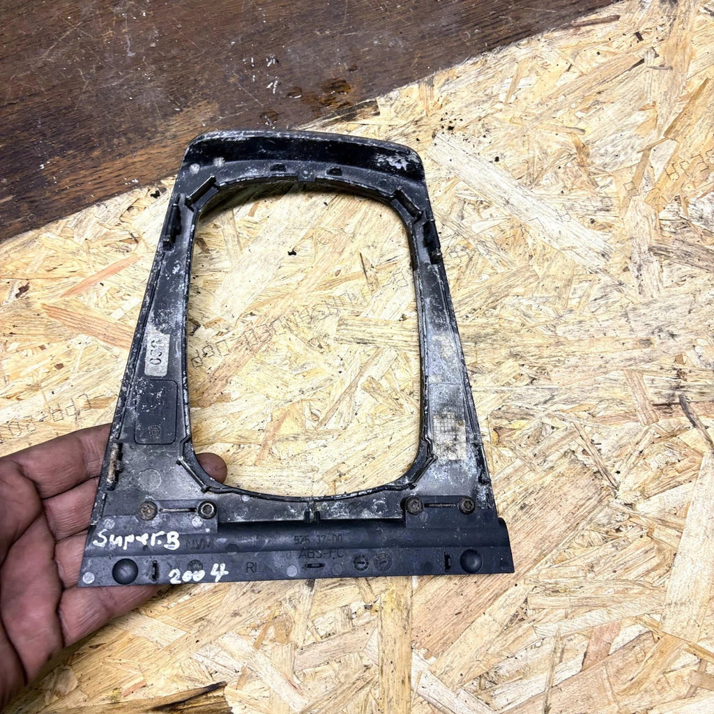 Skoda Superb 2004 Gear Selector Surround