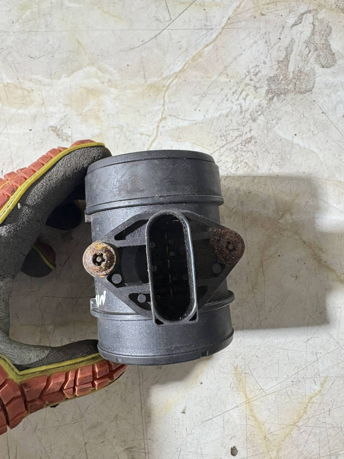 Mini One R50 1.4D Airbox MAF Sensor BOSCH 2002-2006