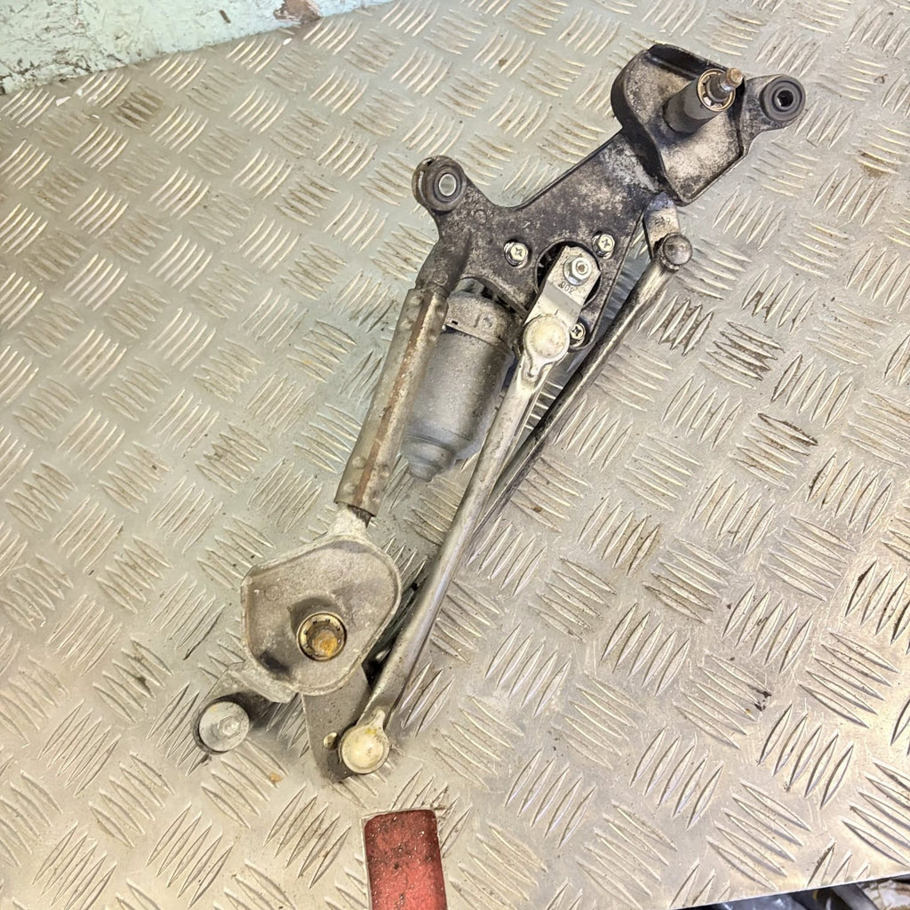 2010 Suzuki SX4 Front Wiper Motor & Linkage 38110-79J10 159300-0840