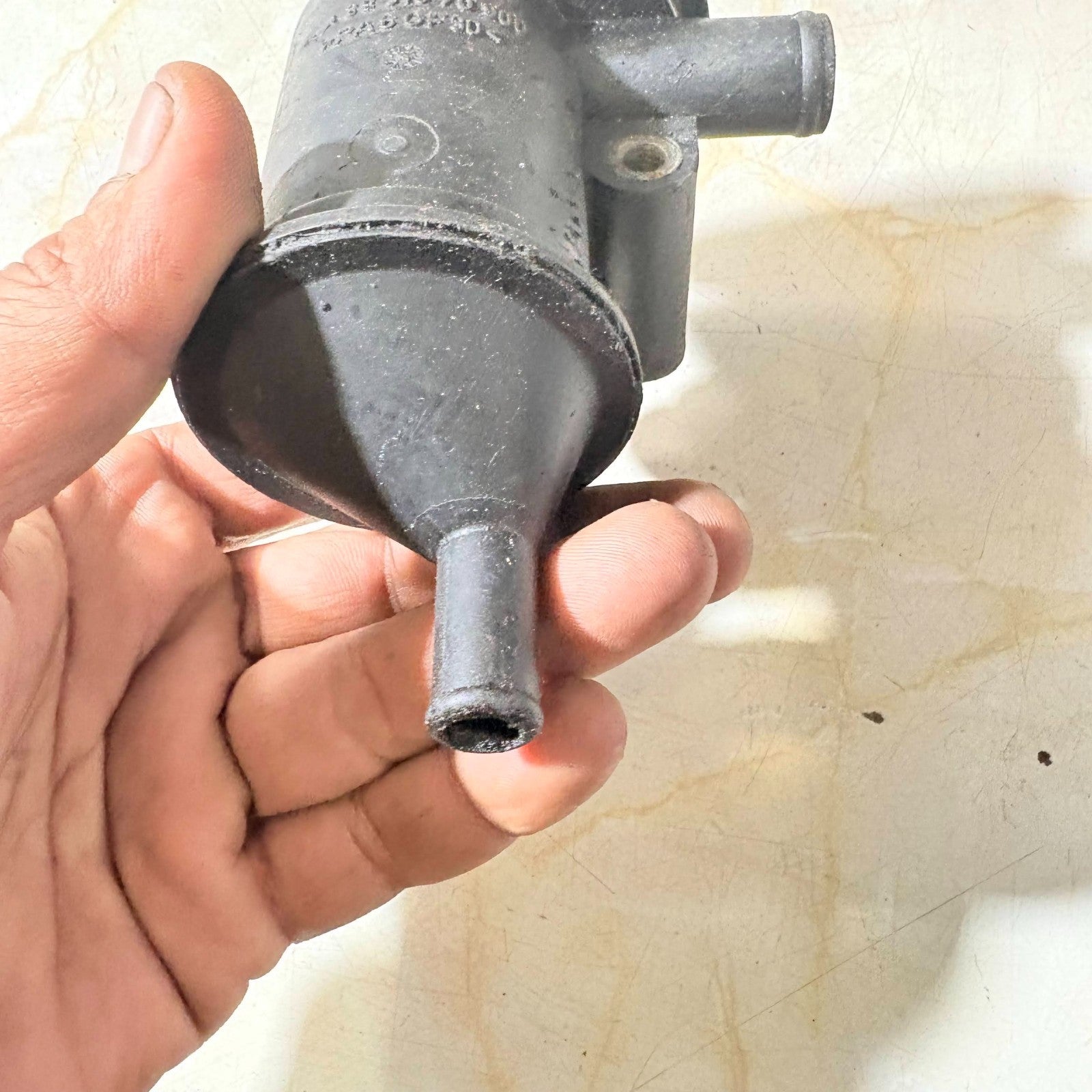 LAND ROVER DEFENDER 200TDI 300TDI CRANK CYCLONE BREATHER 3931070900 1998