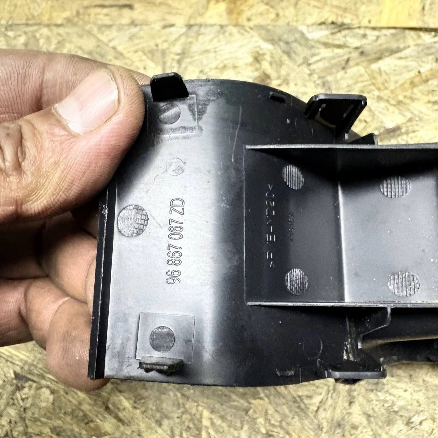 Citroen DS3 2010-2016 Centre Console Storage Compartment Pocket Box 96867067ZD