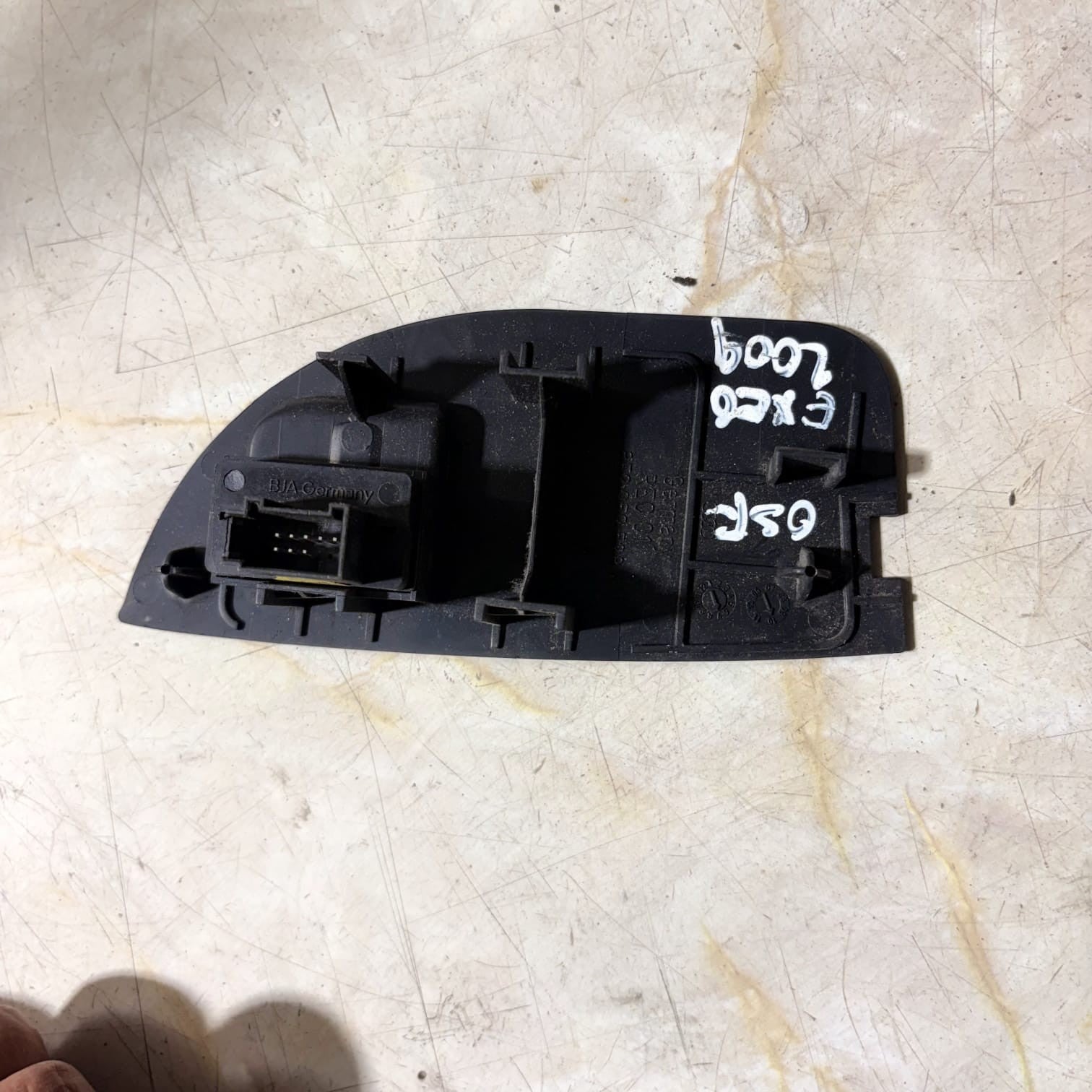 2009 SEAT IBIZA 1.4 PETROL CGGB ALARM TILT SWITCH 8E2959528A OSF