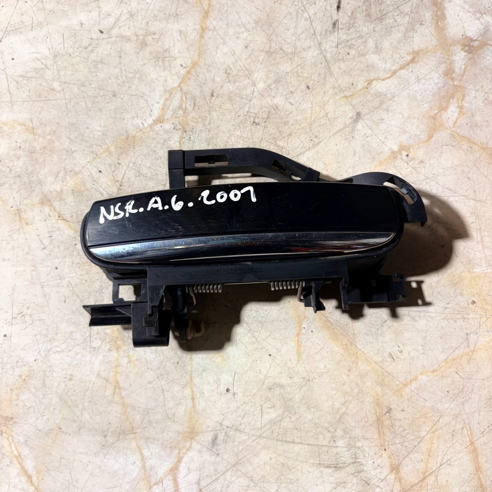 Audi A6 2006-2011/S6 2007-2011 Rear Left Door Handle Black/Chrome 4F0837207B