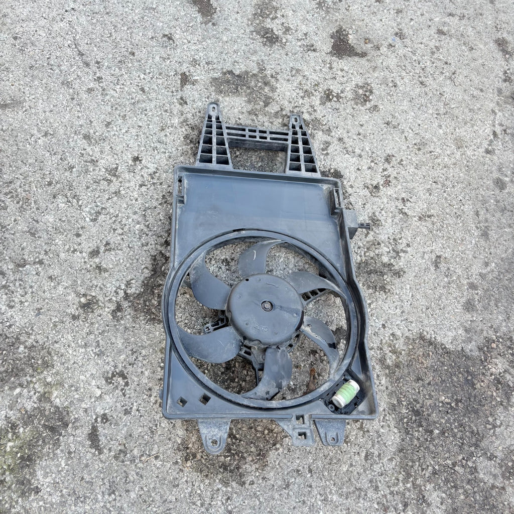 RADIATOR FAN COOLING FAN FIAT IDEA 2003-2012 823700600
