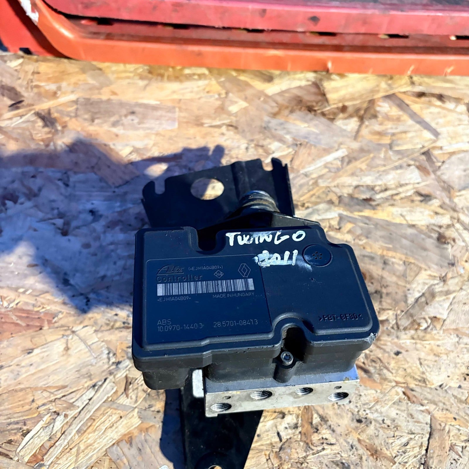 Renault Twingo 2007-2012 ABS Pump Modulator ECU Control Unit 8201065089