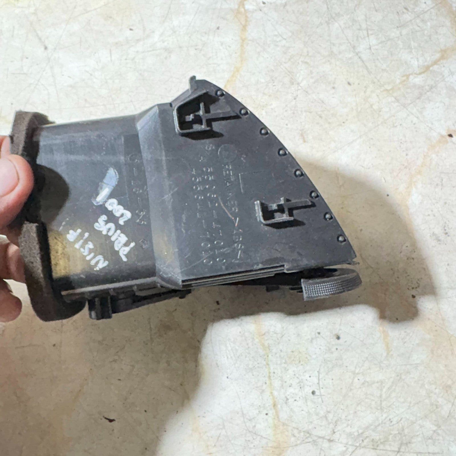Toyota Prius 1997-2003 Dashboard Air Vent Passenger Front Left Side 455641-7010