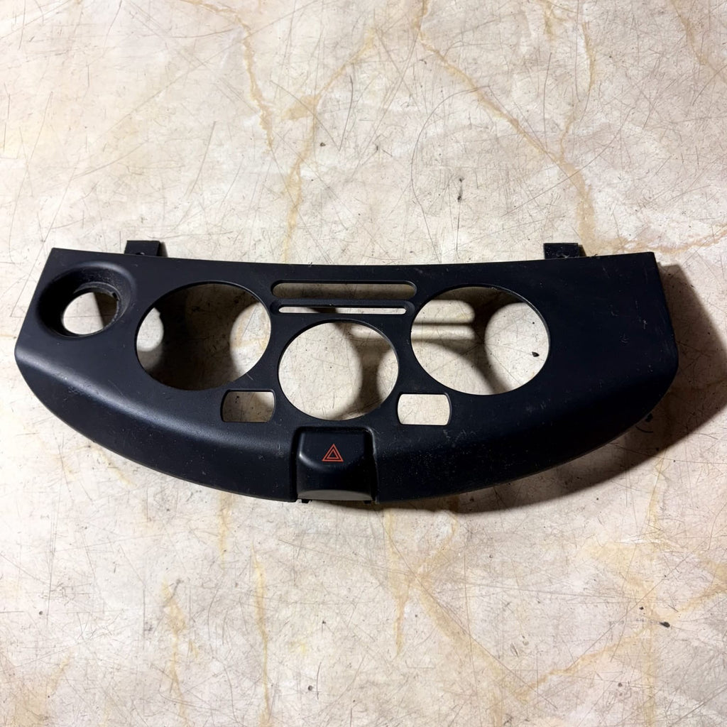 NISSAN MICRA K12 HEATER CONTROL SURROUND TRIM 27570AX100 2007