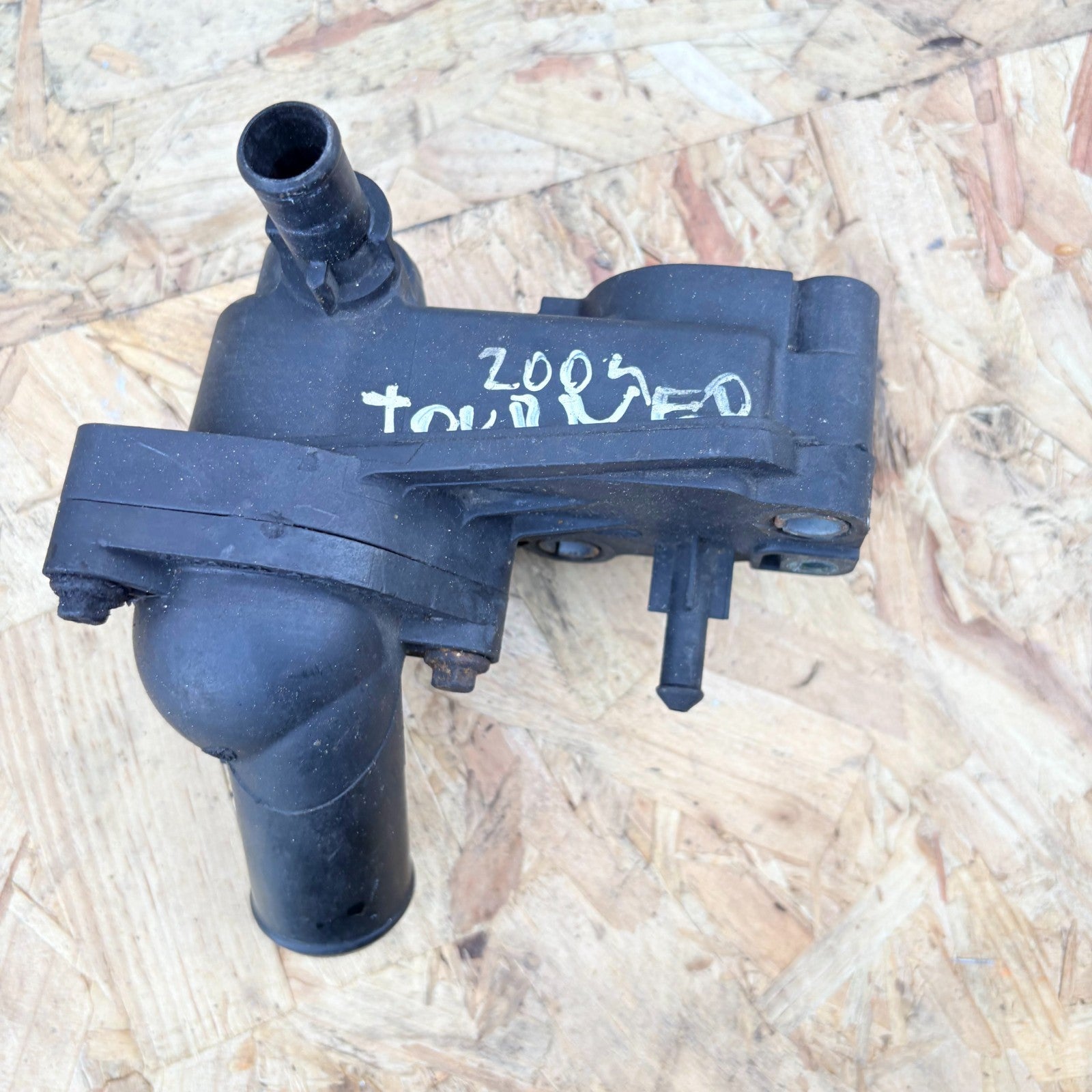 Coolant Thermostat and Housing Ford Tourneo Connect 2002 to 2013