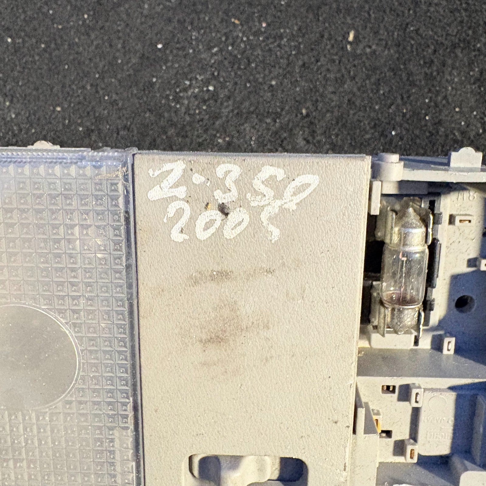 Nissan Z 350 2005 Overhead Interior Dome Light