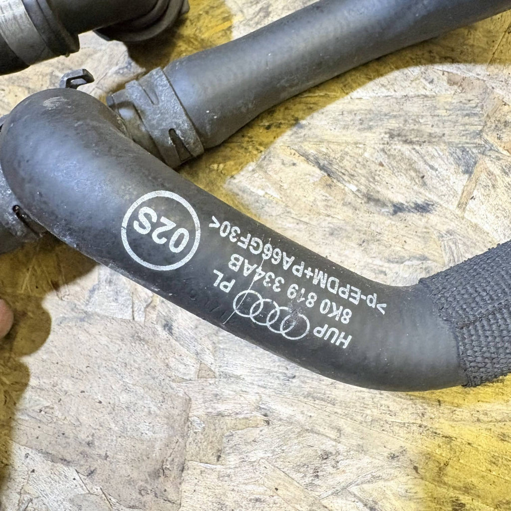 Audi A4 2.0 TDI CJCD-Heater Matrix Coolant Pipes-8K0819334AB
