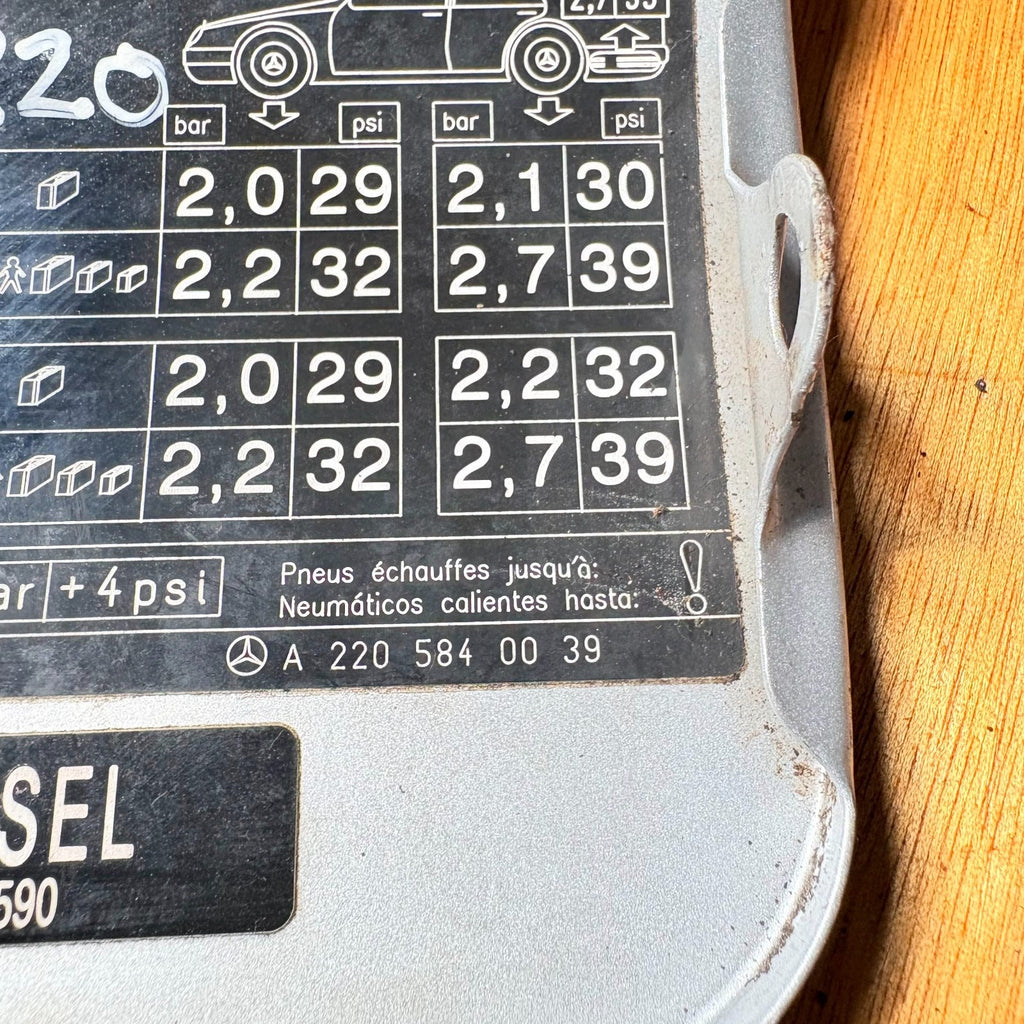 Mercedes W220 S-Class Fuel Door Flap Diesel A2207500006 A2205840039 1998-2005