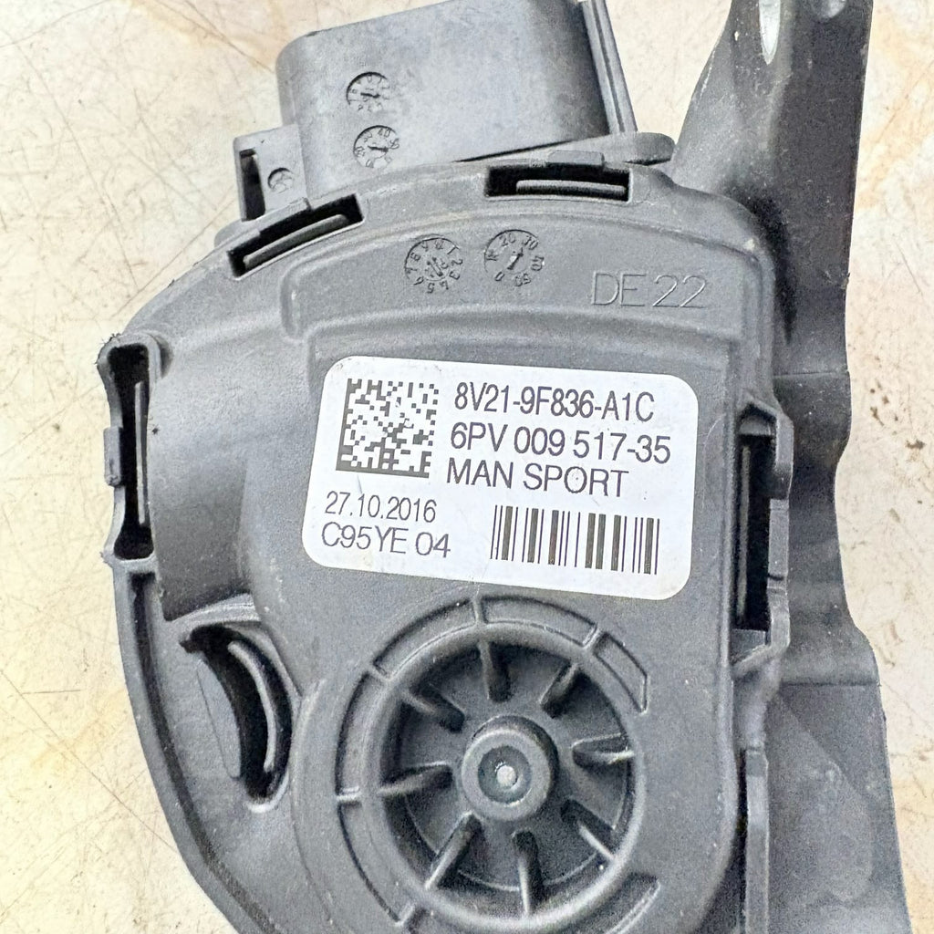 Ford Fiesta 6 JA 60 kW 82 HP Gasoline Throttle 53153 8V2J-9F836-AC 2017